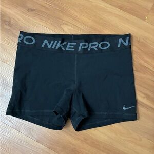 Nike Pro Women's 3" Training Shorts Size L